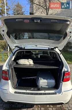 Хэтчбек Mercedes-Benz B-Class 2010 в 