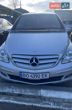 Хэтчбек Mercedes-Benz B-Class 2008 в 