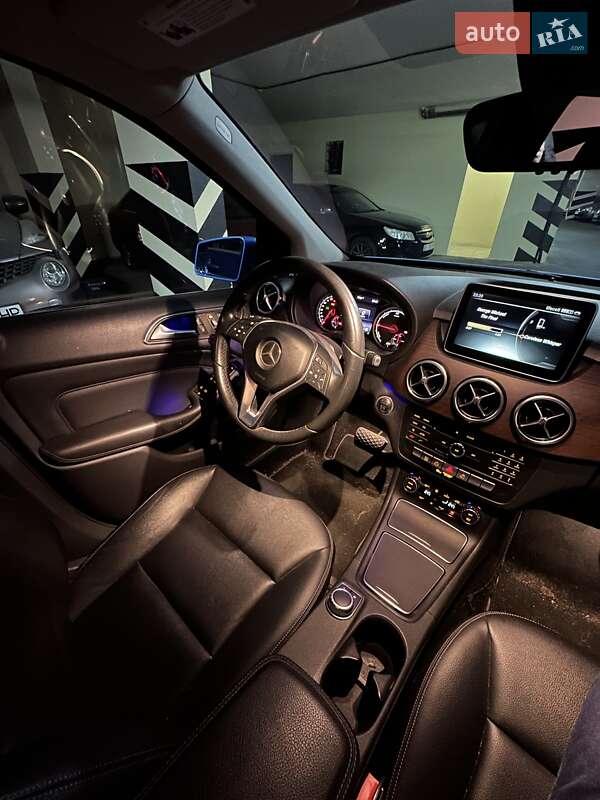 Хэтчбек Mercedes-Benz B-Class 2015 в Одессе
