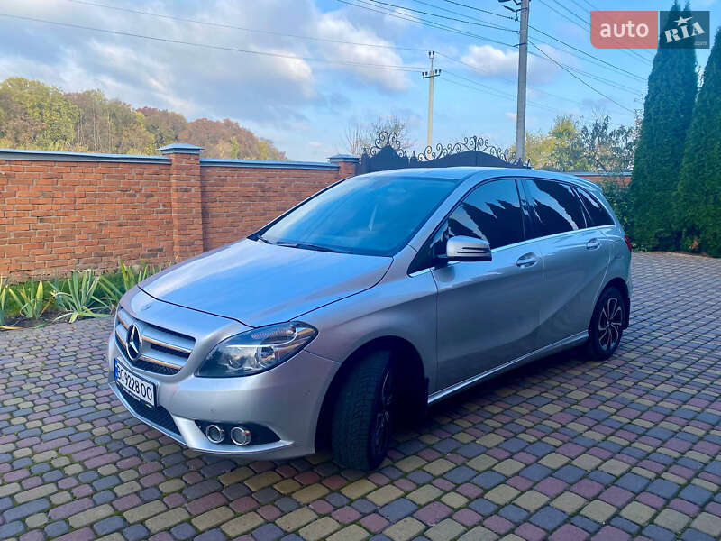 Хэтчбек Mercedes-Benz B-Class 2012 в Жовкве