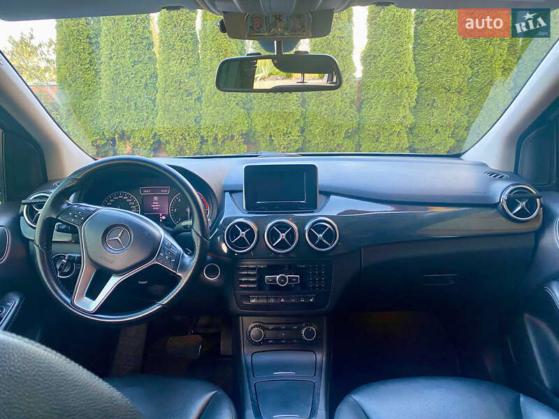 Хэтчбек Mercedes-Benz B-Class 2012 в Жовкве