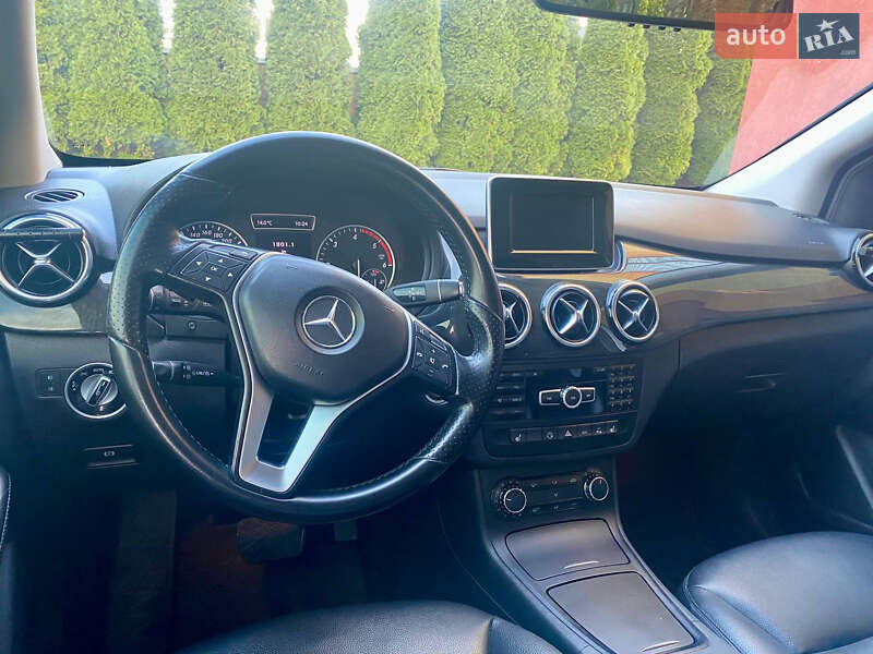 Хэтчбек Mercedes-Benz B-Class 2012 в Жовкве