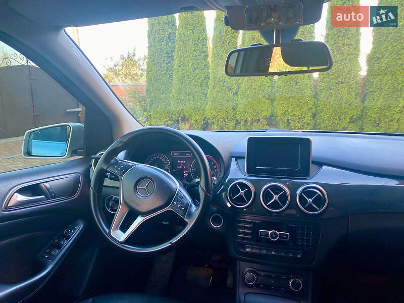Хэтчбек Mercedes-Benz B-Class 2012 в Жовкве