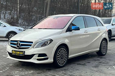 Хетчбек Mercedes-Benz B-Class 2017 в Чернівцях