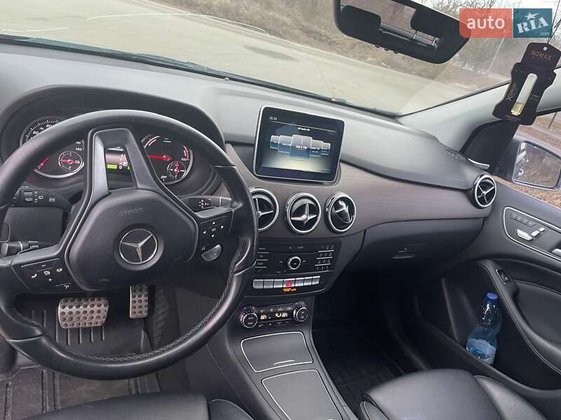 Хэтчбек Mercedes-Benz B-Class 2016 в Белой Церкви