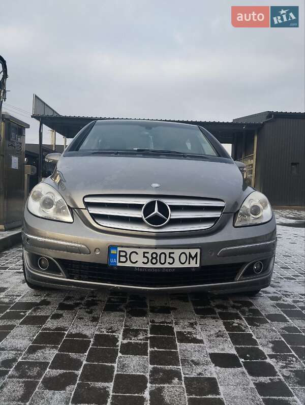 Хэтчбек Mercedes-Benz B-Class 2006 в 