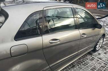Хэтчбек Mercedes-Benz B-Class 2006 в 