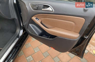 Хетчбек Mercedes-Benz B-Class 2014 в 