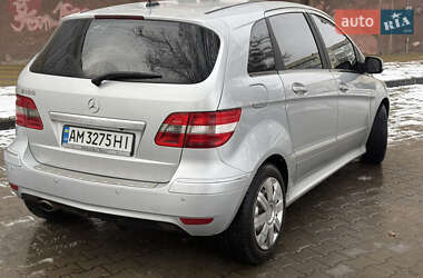 Хэтчбек Mercedes-Benz B-Class 2010 в Звягеле