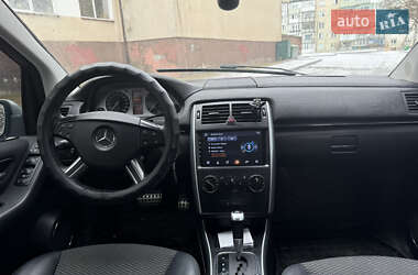 Хэтчбек Mercedes-Benz B-Class 2010 в Звягеле