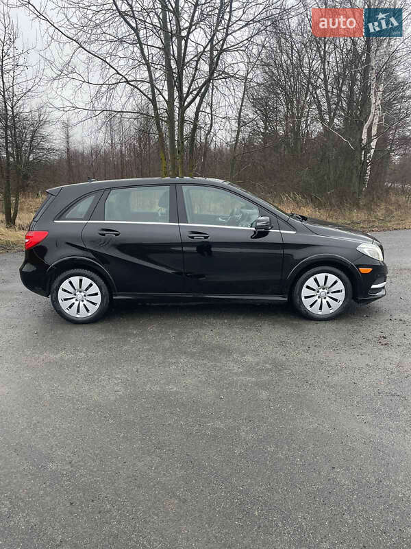 Хэтчбек Mercedes-Benz B-Class 2014 в Коростене