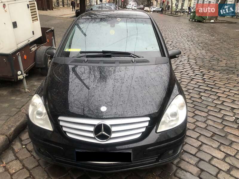 Хэтчбек Mercedes-Benz B-Class 2007 в 