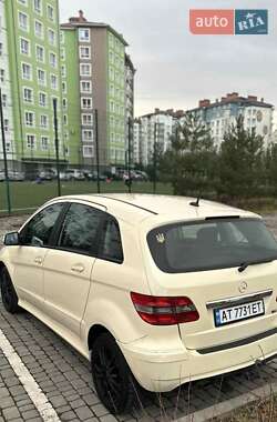 Хэтчбек Mercedes-Benz B-Class 2010 в Ивано-Франковске