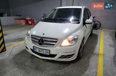 Хэтчбек Mercedes-Benz B-Class 2011 в Днепре