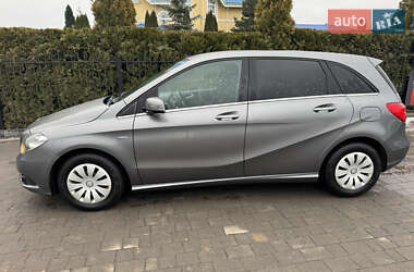 Хэтчбек Mercedes-Benz B-Class 2011 в 