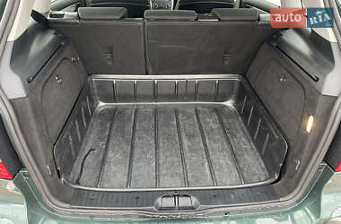 Хэтчбек Mercedes-Benz B-Class 2009 в 