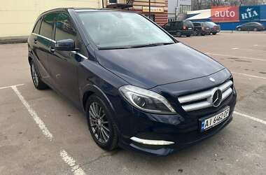 Хэтчбек Mercedes-Benz B-Class 2016 в 