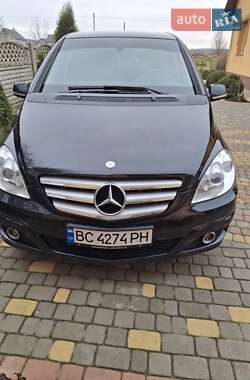 Хетчбек Mercedes-Benz B-Class 2009 в 