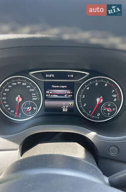 Хэтчбек Mercedes-Benz B-Class 2016 в 