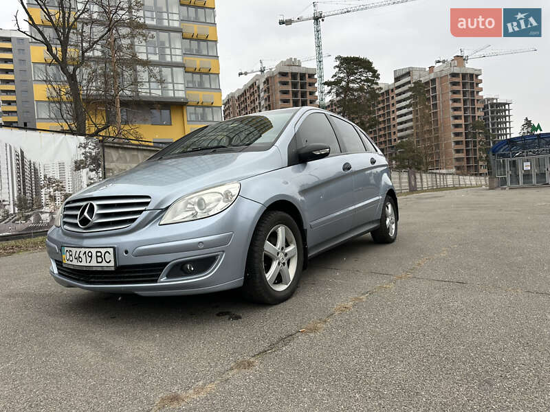 Хетчбек Mercedes-Benz B-Class 2006 в Києві фото 28 Хетчбек Mercedes-Benz B-Class 2006 в Києві