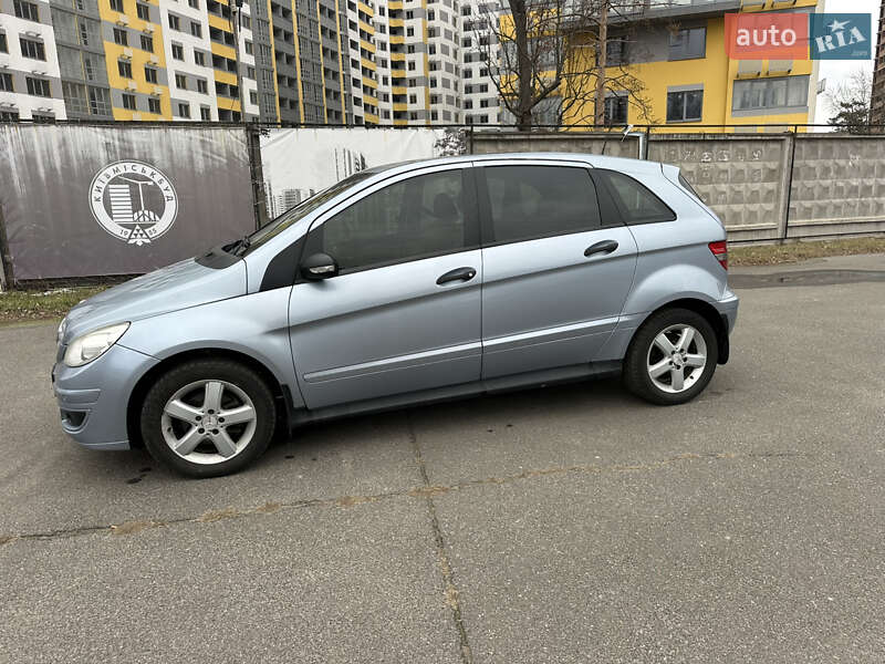 Хетчбек Mercedes-Benz B-Class 2006 в Києві фото 78 Хетчбек Mercedes-Benz B-Class 2006 в Києві