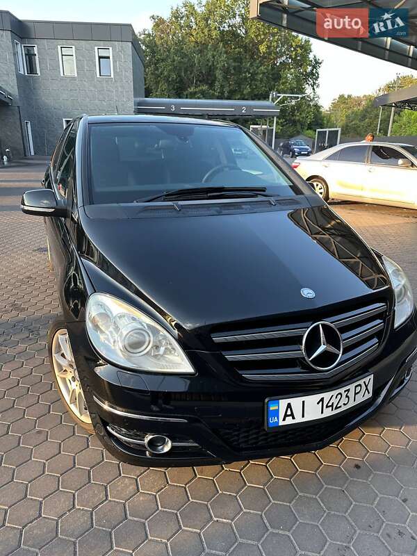 Хэтчбек Mercedes-Benz B-Class 2010 в Киеве