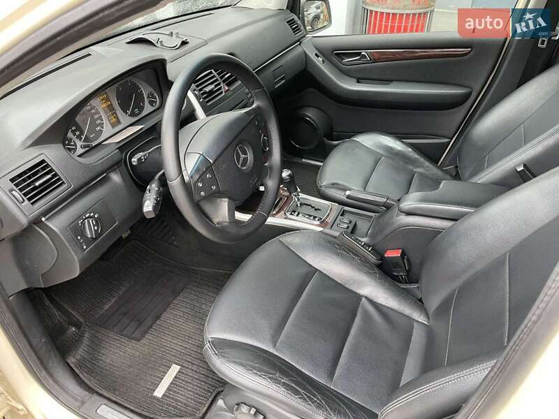 Хэтчбек Mercedes-Benz B-Class 2011 в Киеве