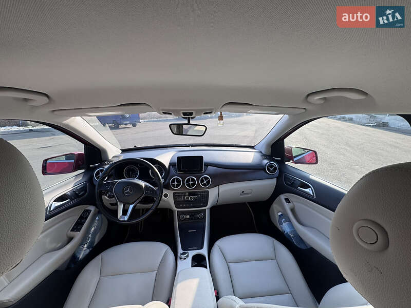 Хэтчбек Mercedes-Benz B-Class 2014 в Черкассах фото 6 Хэтчбек Mercedes-Benz B-Class 2014 в Черкассах