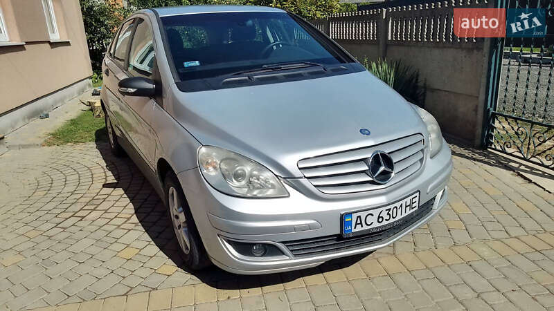 Хэтчбек Mercedes-Benz B-Class 2006 в 