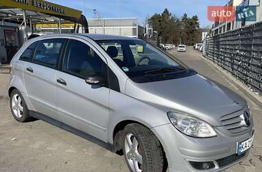 Хэтчбек Mercedes-Benz B-Class 2006 в 