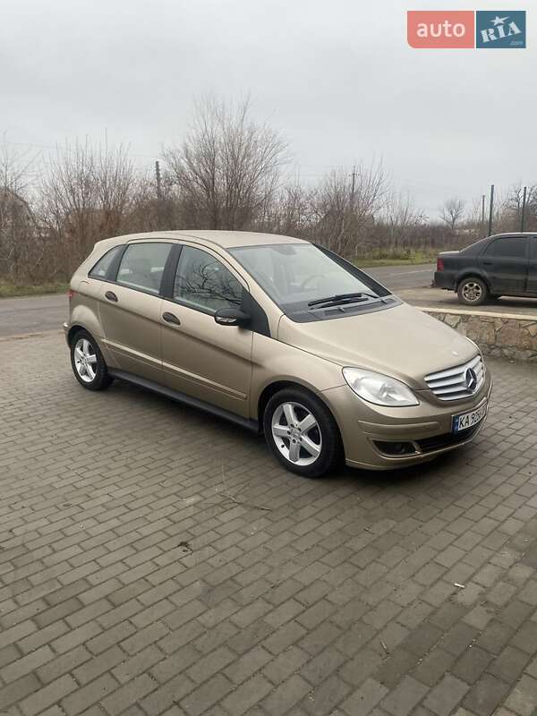 Mercedes-Benz B-Class 2005