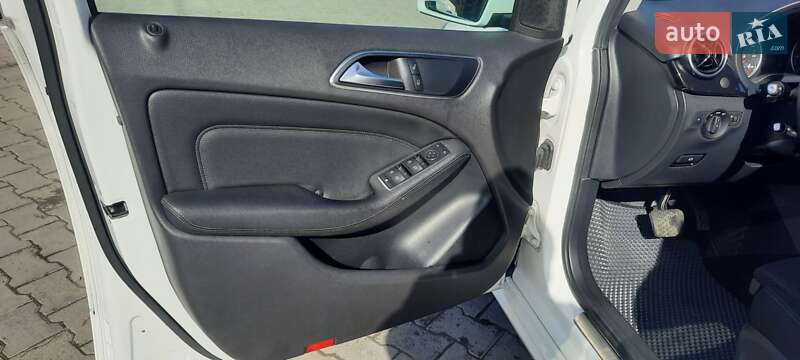 Хэтчбек Mercedes-Benz B-Class 2018 в Тернополе фото 20 Хэтчбек Mercedes-Benz B-Class 2018 в Тернополе
