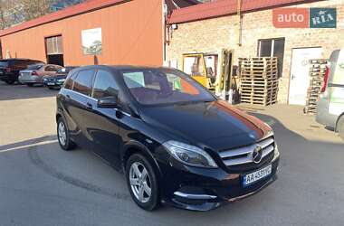 Хэтчбек Mercedes-Benz B-Class 2015 в Киеве