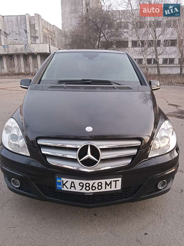 Хэтчбек Mercedes-Benz B-Class 2011 в Кропивницком