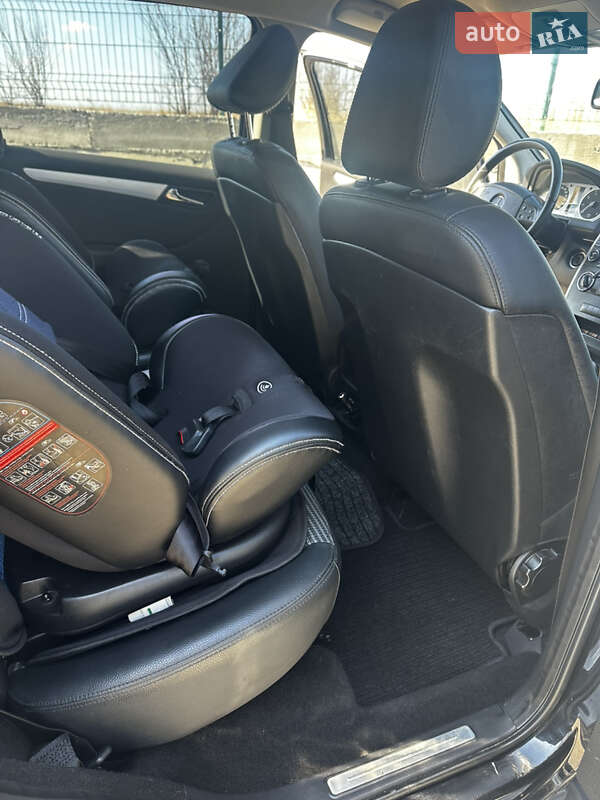 Хэтчбек Mercedes-Benz B-Class 2007 в Черкассах