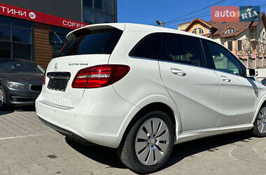 Хэтчбек Mercedes-Benz B-Class 2015 в 