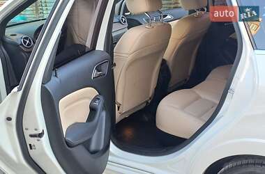 Хэтчбек Mercedes-Benz B-Class 2017 в 