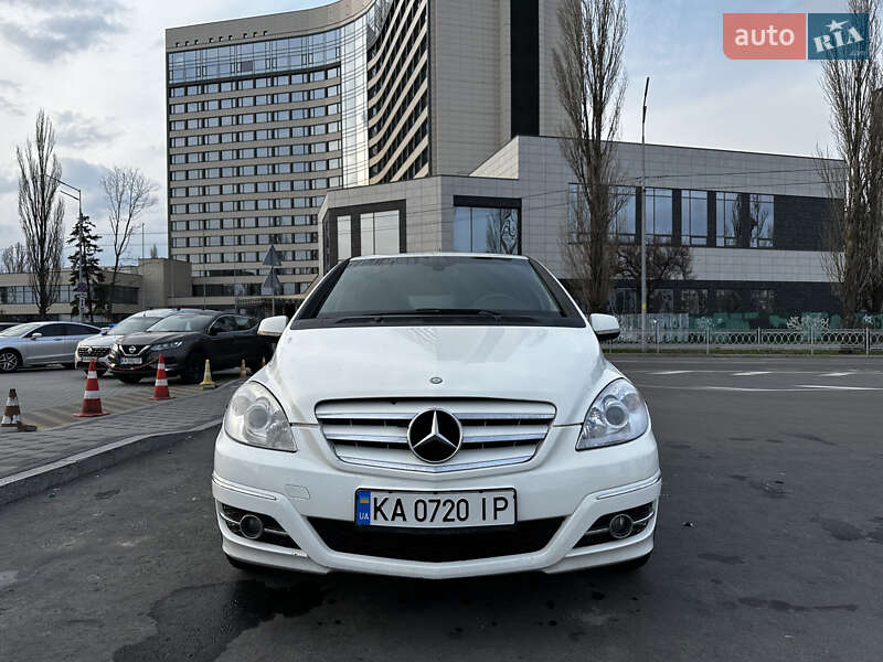 Хэтчбек Mercedes-Benz B-Class 2008 в Киеве