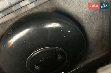 Хэтчбек Mercedes-Benz B-Class 2009 в 