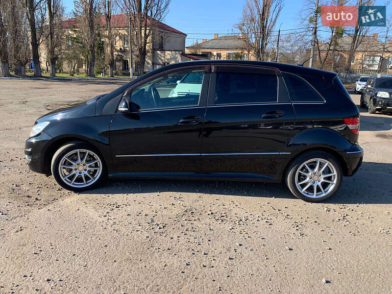 Хэтчбек Mercedes-Benz B-Class 2010 в Киеве