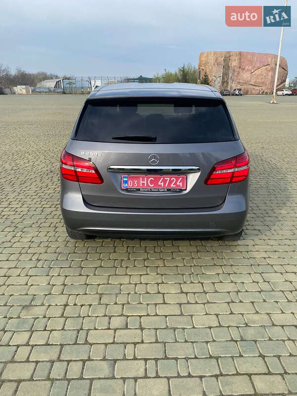 Хетчбек Mercedes-Benz B-Class 2016 в Одесі