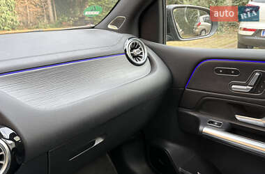 Хэтчбек Mercedes-Benz B-Class 2019 в 