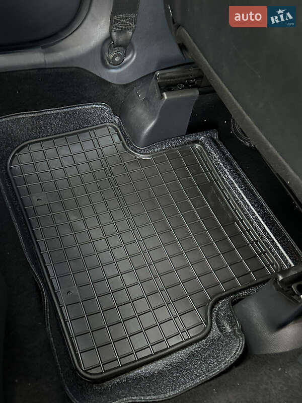 Хэтчбек Mercedes-Benz B-Class 2012 в Глухове