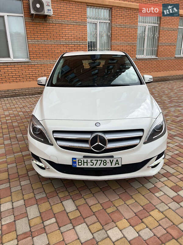 Хэтчбек Mercedes-Benz B-Class 2014 в Одессе