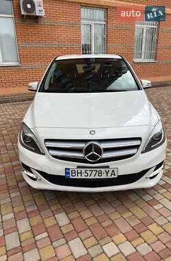 Хэтчбек Mercedes-Benz B-Class 2014 в 