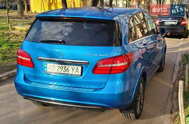 Хэтчбек Mercedes-Benz B-Class 2015 в 