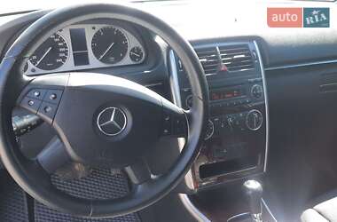 Хэтчбек Mercedes-Benz B-Class 2008 в 
