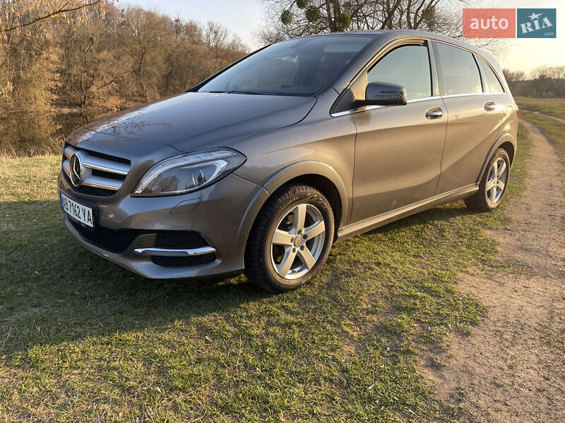 Хэтчбек Mercedes-Benz B-Class 2016 в Виннице