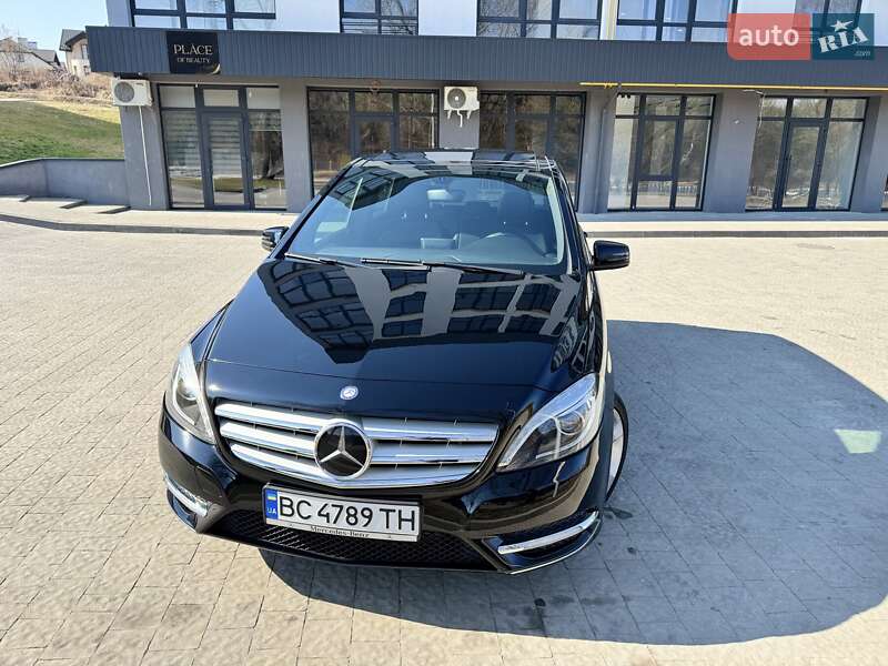 Хетчбек Mercedes-Benz B-Class 2014 в Новояворівську