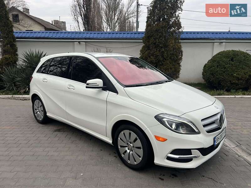 Хэтчбек Mercedes-Benz B-Class 2015 в Одессе